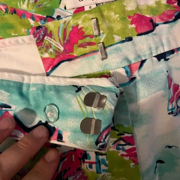 Crown & Ivy Watercolor Waterscape Scalloped Shorts Womens Size 8 Blue Coastal - Picture 7 of 9